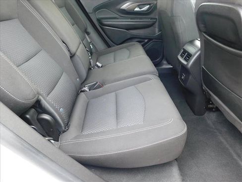 Used 2024 GMC Terrain SLE FWD image 26