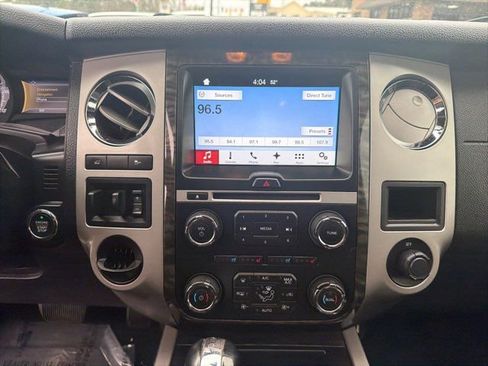 Used 2016 Ford Expedition Limited w/ Equipment Group 301A image 27