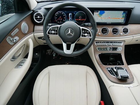 Used 2020 Mercedes-Benz E 450 4MATIC Sedan image 13