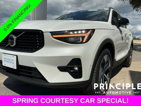 New 2026 Volvo XC40 B5 Plus w/ Protection Package Premier image 12