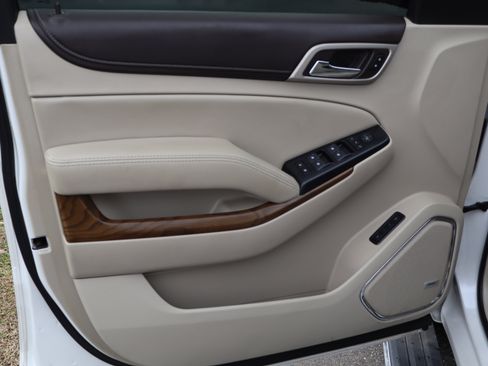 Used 2019 GMC Yukon Denali w/ Open Road Package image 16