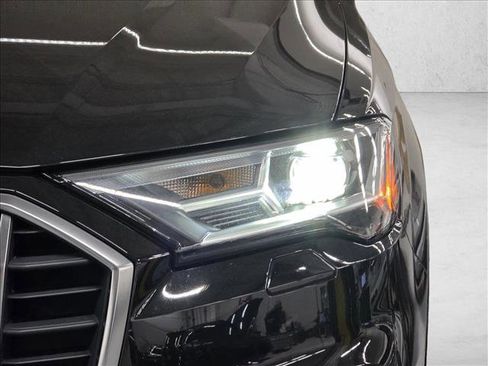 Used 2023 Audi Q7 2.0T Premium w/ Convenience Package image 10