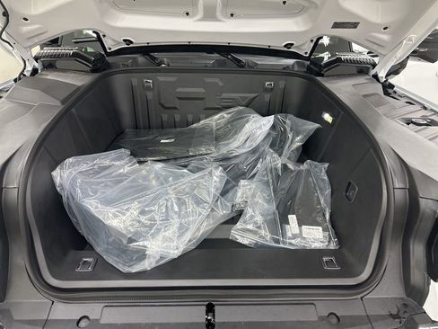 New 2026 GMC Hummer EV 4x4 Crew Cab image 17