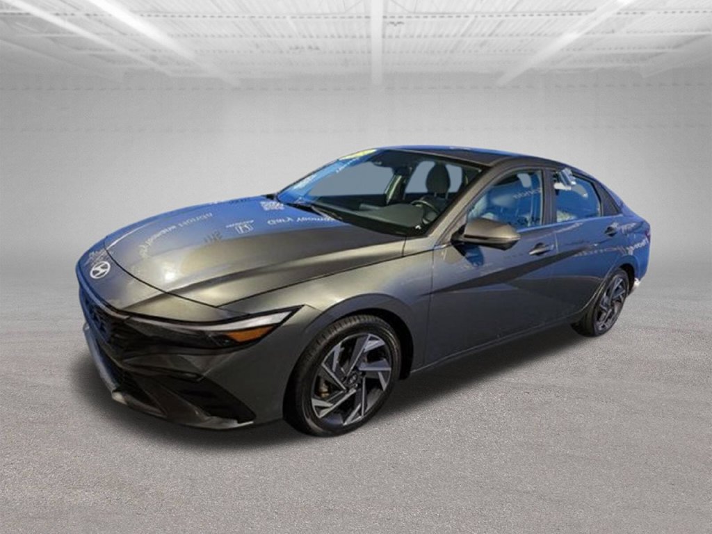 Used 2024 Hyundai Elantra Limited FWD image 11