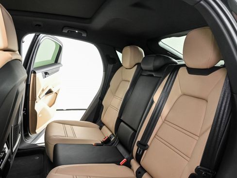 New 2025 Porsche Cayenne S image 22