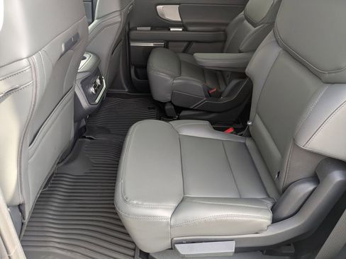 New 2026 Ford Expedition Active AWD/4WD image 19