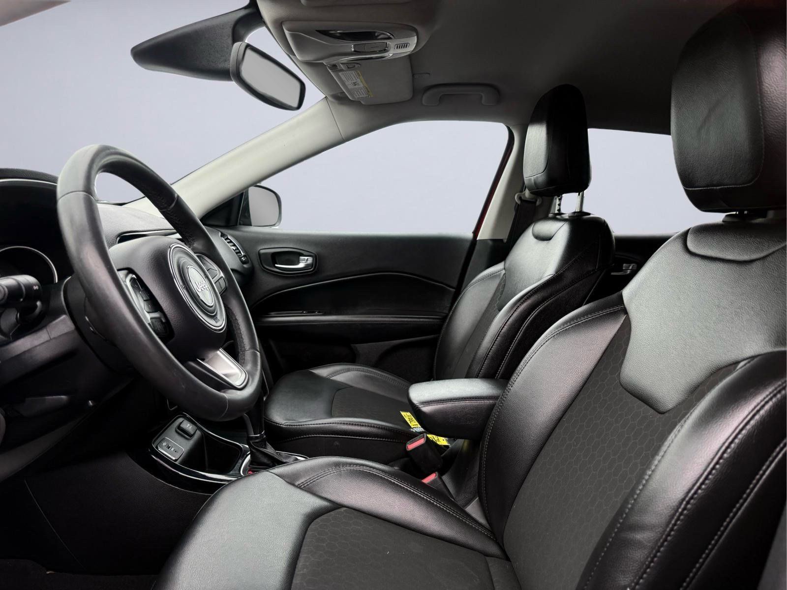 Used 2021 Jeep Compass Latitude FWD image 14