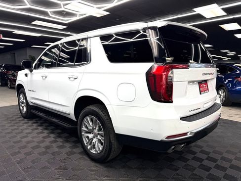 Used 2025 GMC Yukon Denali AWD/4WD image 11