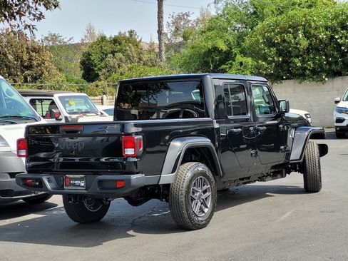 New 2026 Jeep Gladiator Sport image 6