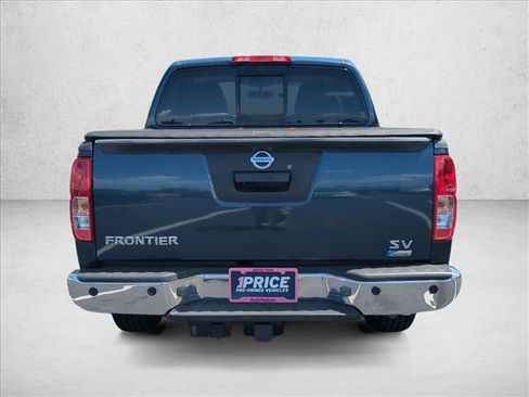 Used 2017 Nissan Frontier SV w/ SV Value Truck Package RWD image 7
