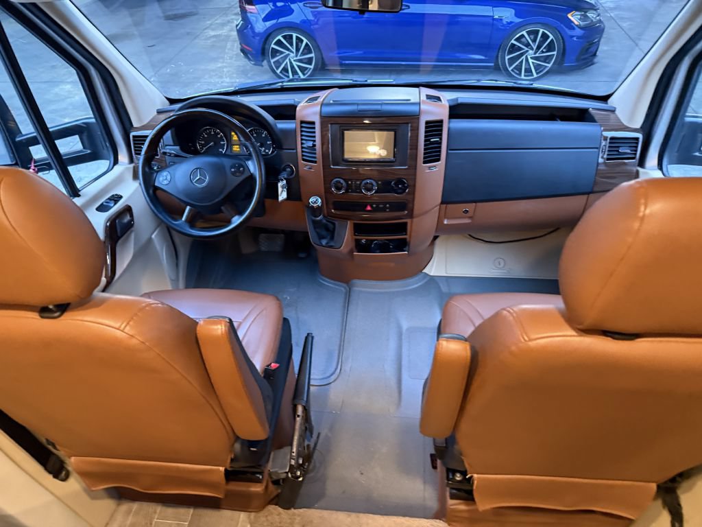 Used 2017 Mercedes-Benz Sprinter 3500 image 49