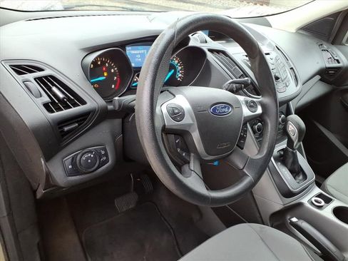 Used 2013 Ford Escape SE image 16
