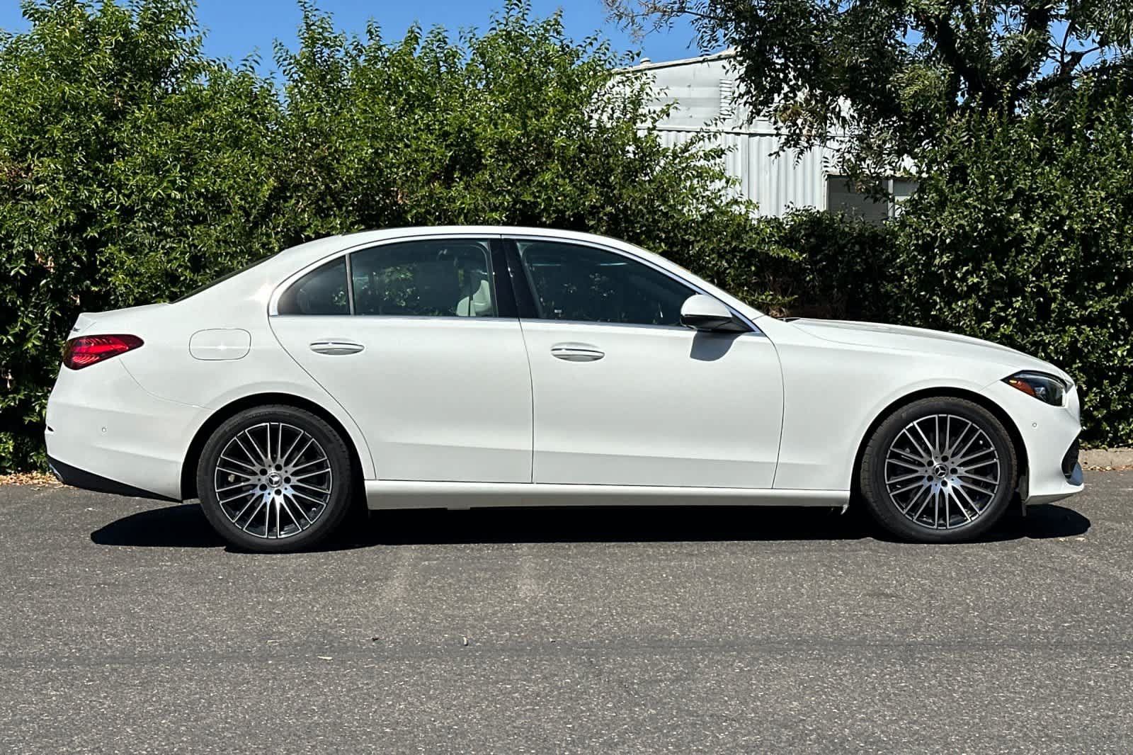 Certified 2026 Mercedes-Benz C 300 4MATIC Sedan image 2