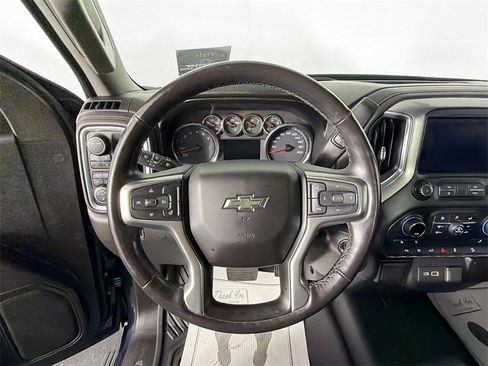 Used 2021 Chevrolet Silverado 1500 RST image 11