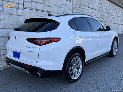 Used 2018 Alfa Romeo Stelvio Sport w/ Quick Order Package 22J Sport image 3