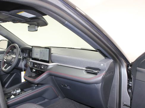 New 2026 Ford Explorer ST-Line w/ ST-Line Street Pack RWD image 28