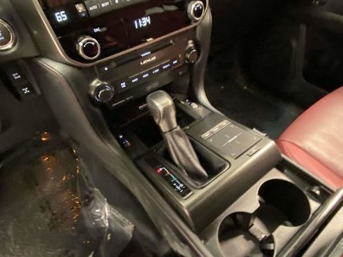 Used 2022 Lexus GX 460 Premium image 17