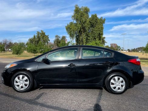 Used 2015 Kia Forte LX w/ Protection Package image 2
