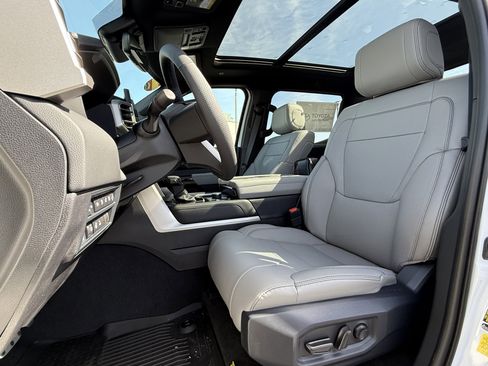 New 2026 Toyota Tundra Limited AWD/4WD image 5