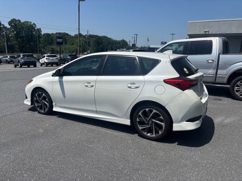 Used 2016 Scion iM FWD image 4
