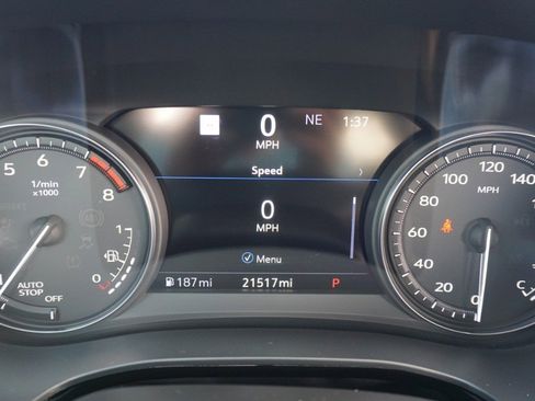 Used 2023 Cadillac XT6 Premium Luxury w/ Technology Package image 15