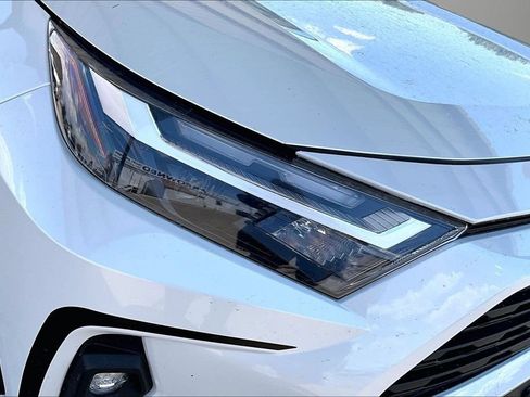 Used 2025 Toyota RAV4 XLE Premium FWD image 31