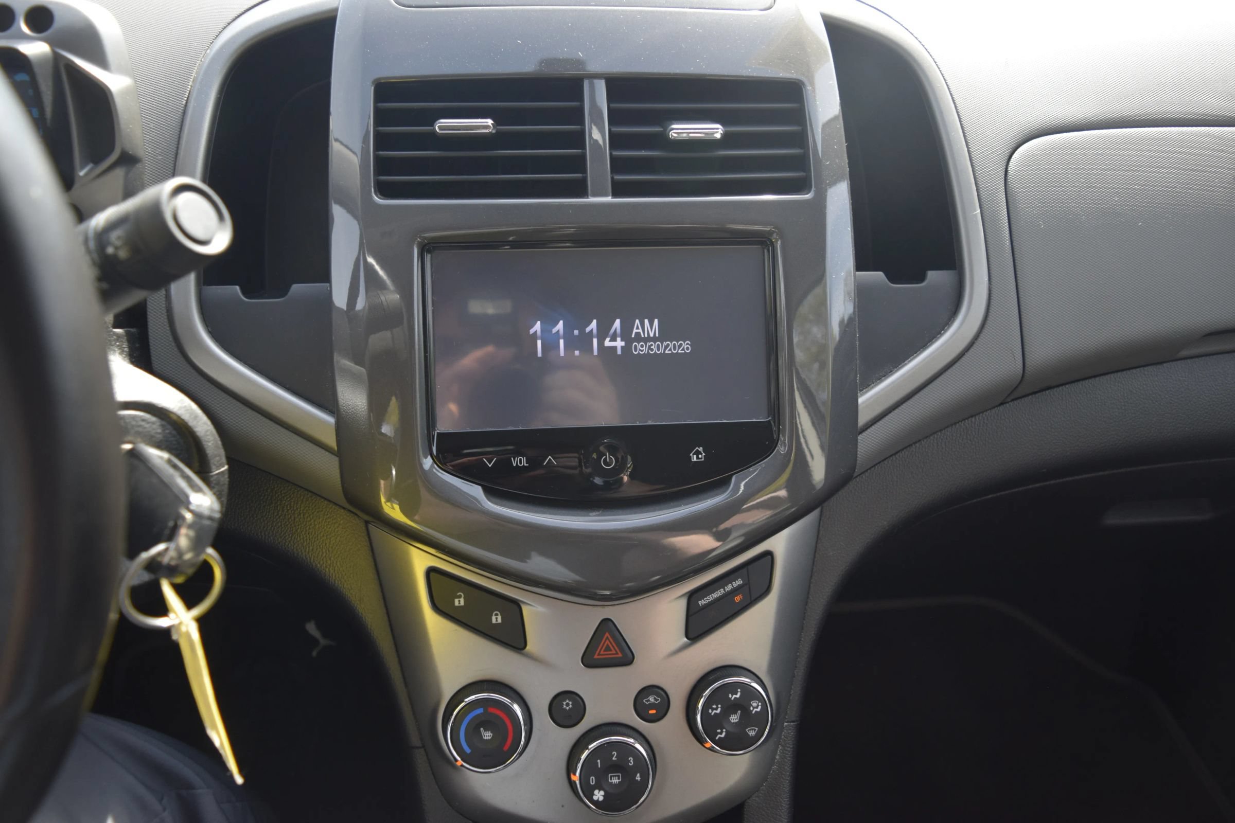 Used 2015 Chevrolet Sonic LTZ FWD image 12