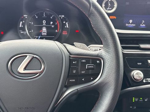 Certified 2022 Lexus ES 350 F Sport FWD image 16