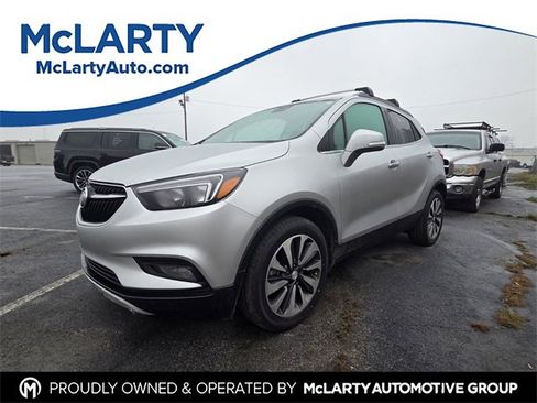 Used 2017 Buick Encore Preferred image 1
