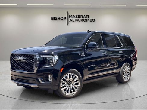 Used 2023 GMC Yukon Denali Ultimate AWD/4WD image 2