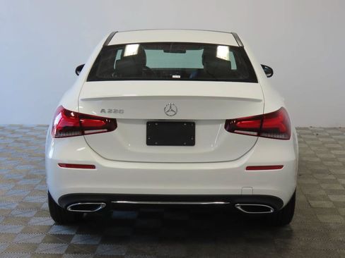 Used 2020 Mercedes-Benz A 220 image 4