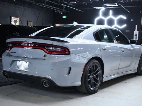 Used 2021 Dodge Charger Scat Pack RWD image 7
