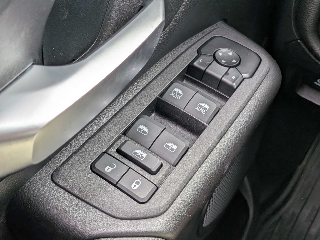 Used 2025 RAM 1500 Tradesman AWD/4WD image 24