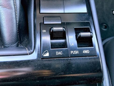 Used 2021 Lexus GX 460 Premium image 36