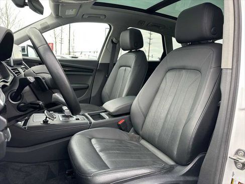 Used 2020 Audi Q5 e Premium Plus image 21