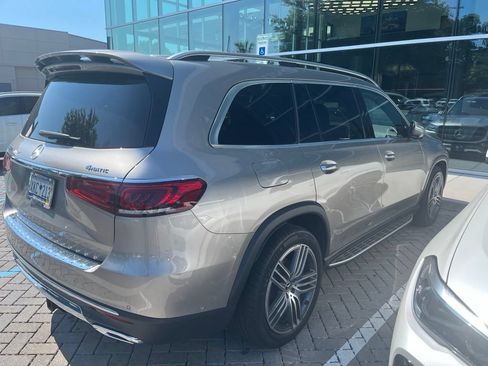 Certified 2022 Mercedes-Benz GLS 450 4MATIC image 4