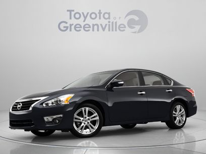 Used 2013 Nissan Altima 2.5 SV w/ 2.5SV Convenience Pkg