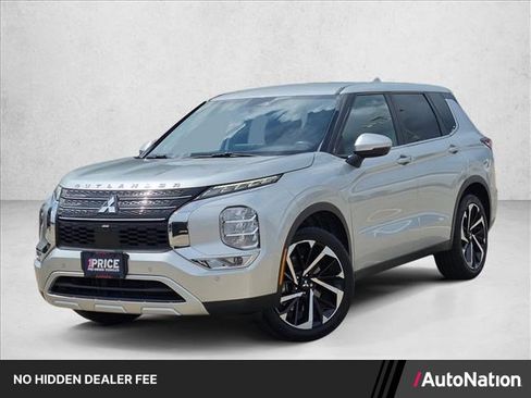 Used 2022 Mitsubishi Outlander SE FWD image 1