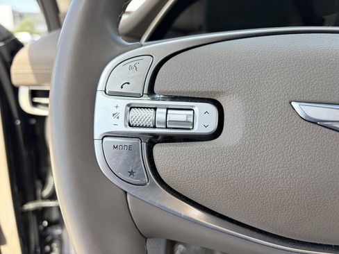 Used 2024 Genesis GV80 2.5T AWD/4WD image 21