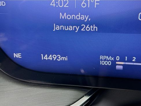 Used 2025 Buick Envision Preferred AWD/4WD image 12