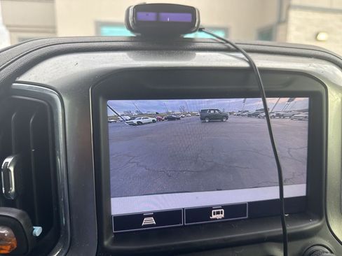 Used 2021 Chevrolet Silverado 1500 LT w/ Texas Edition Plus image 9