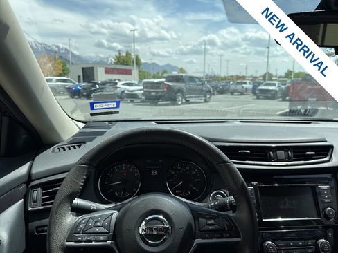 Used 2020 Nissan Rogue SV AWD/4WD image 20