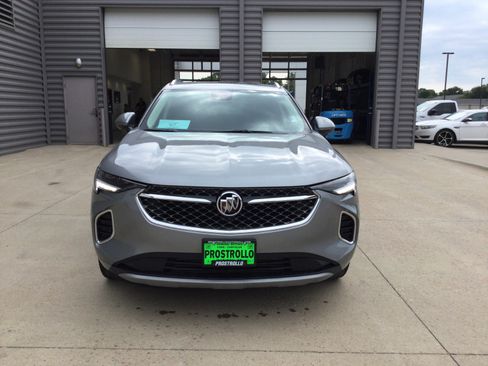 Used 2023 Buick Envision Avenir AWD/4WD image 3