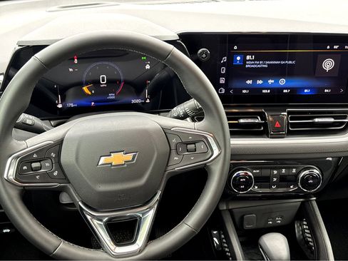 New 2026 Chevrolet TrailBlazer LT w/ Convenience Package image 4