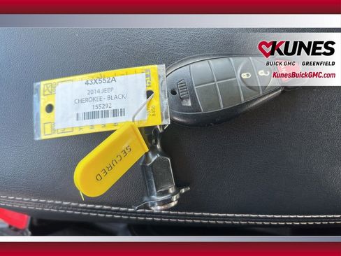 Used 2014 Jeep Cherokee Sport FWD image 16