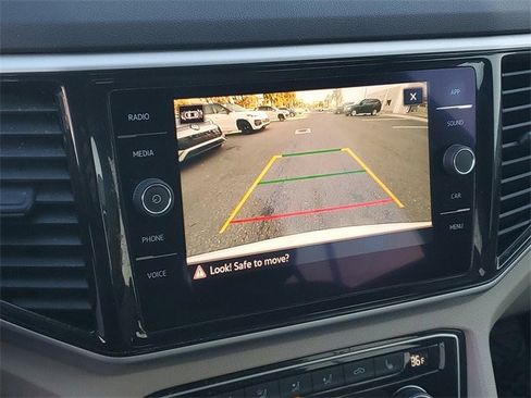 Used 2022 Volkswagen Atlas SE image 26