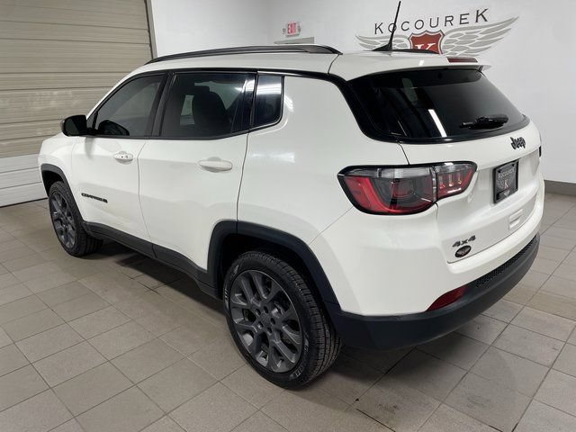 Used 2021 Jeep Compass Latitude w/ Sun and Sound Group AWD/4WD image 4