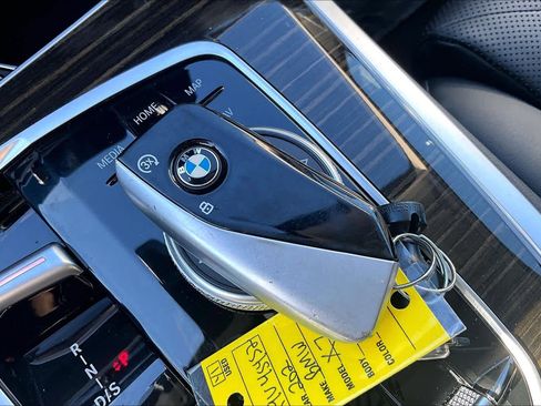 Used 2024 BMW X7 xDrive40i image 30