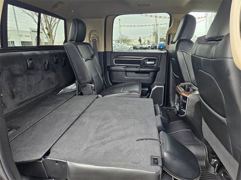 Certified 2022 RAM 2500 Laramie image 36