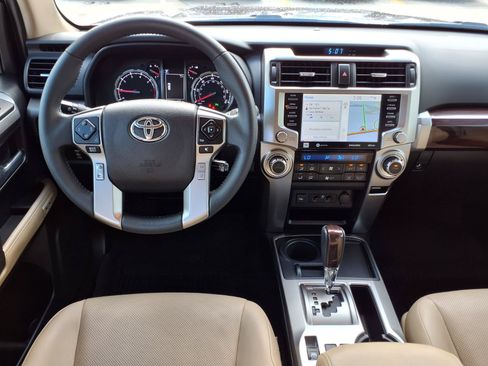 Used 2022 Toyota 4Runner Limited RWD image 13